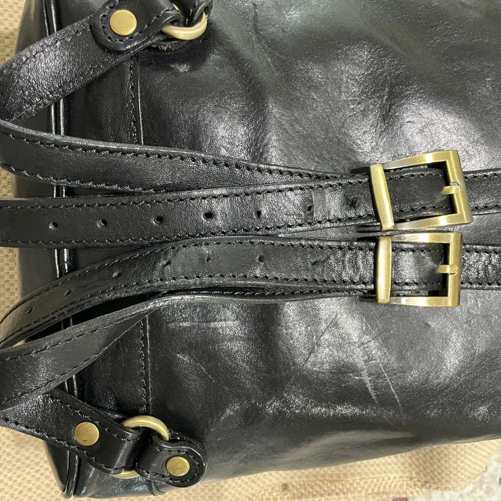 LEATHER ITALY Florence Large Black Backpack Bag